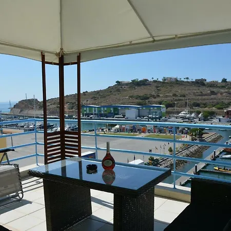 Penthouse Marina Apartment